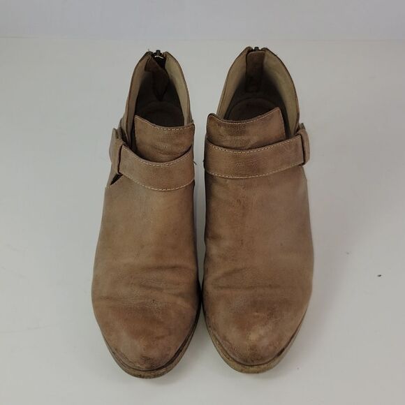 Eileen Fisher Ives Tumbled Nubuck Leather Bootie - Picture 10 of 15